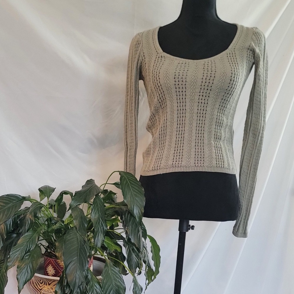 Hollister Women Sage Green Cable Knit Scoop Neck Long Sleeve Top‎ Size S